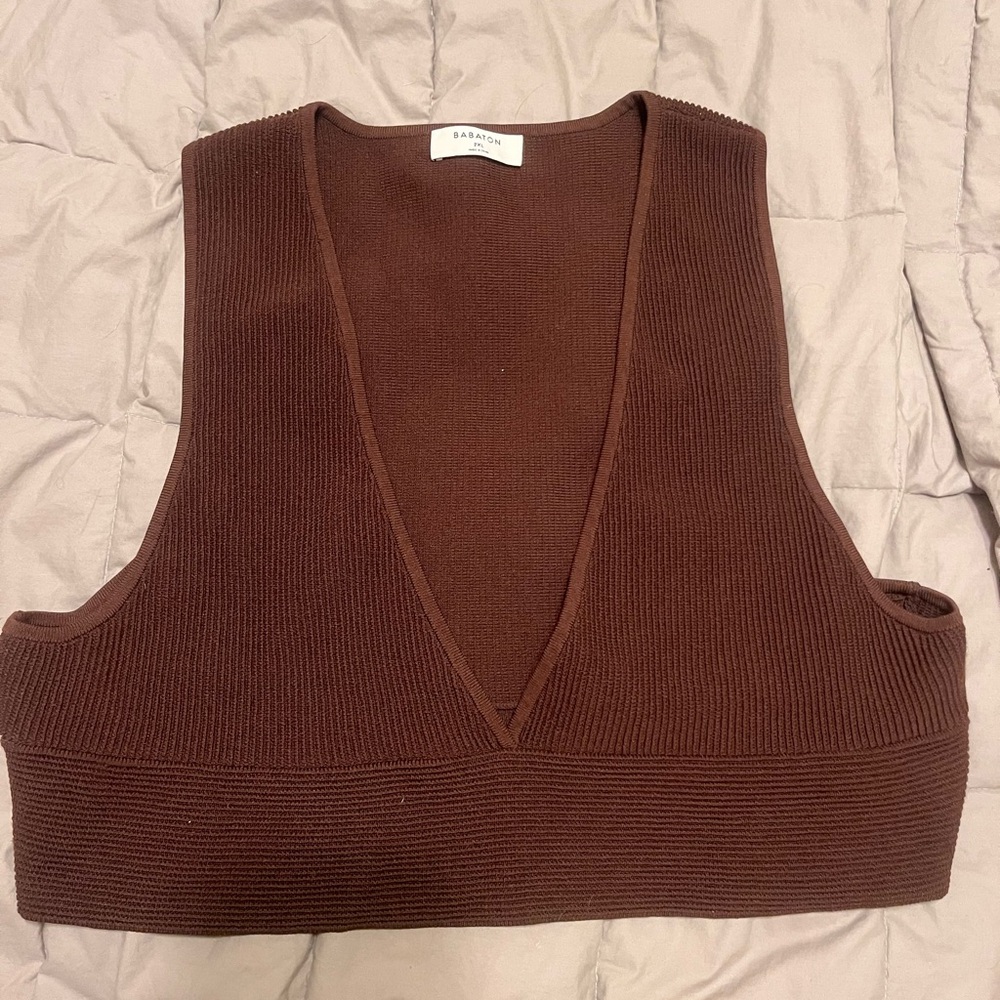Brown Knit V-Neck Crop Top